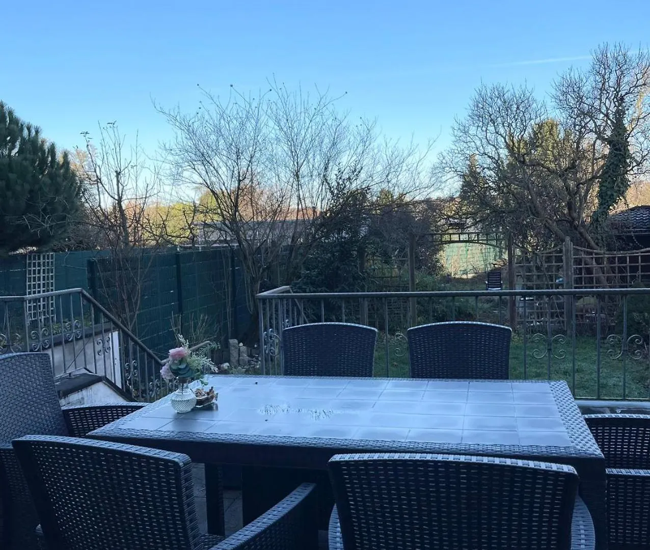 Villa Duesseldorf Messe, 2-Bedroom Duplex Apartment With Terrace And Garden