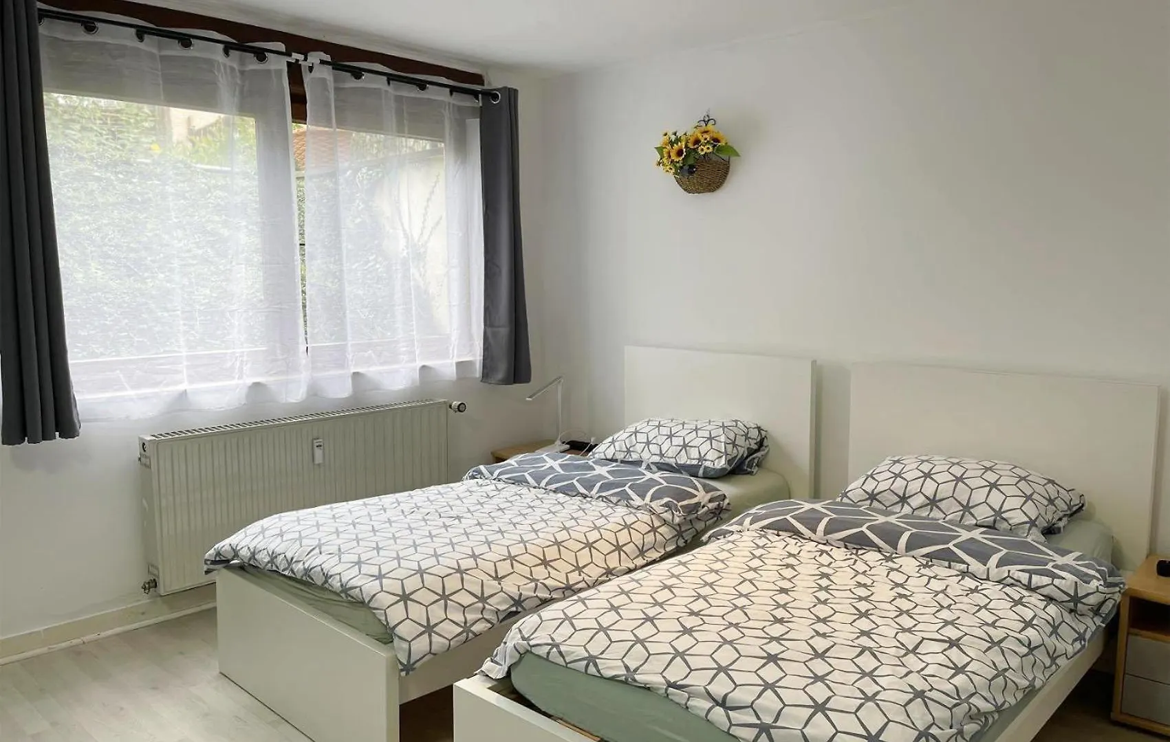 Duesseldorf Messe, 2-Bedroom Duplex Apartment With Terrace And Garden Düsseldorf